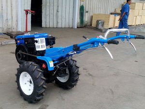 Two Wheel Power Tiller