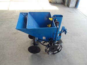 2CM-1A Potato Planter