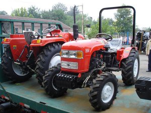 Tractor 4WD