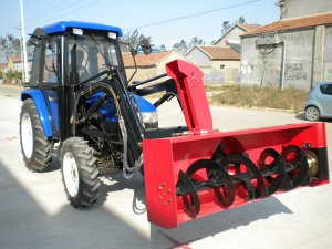 Tracorr Snowblower